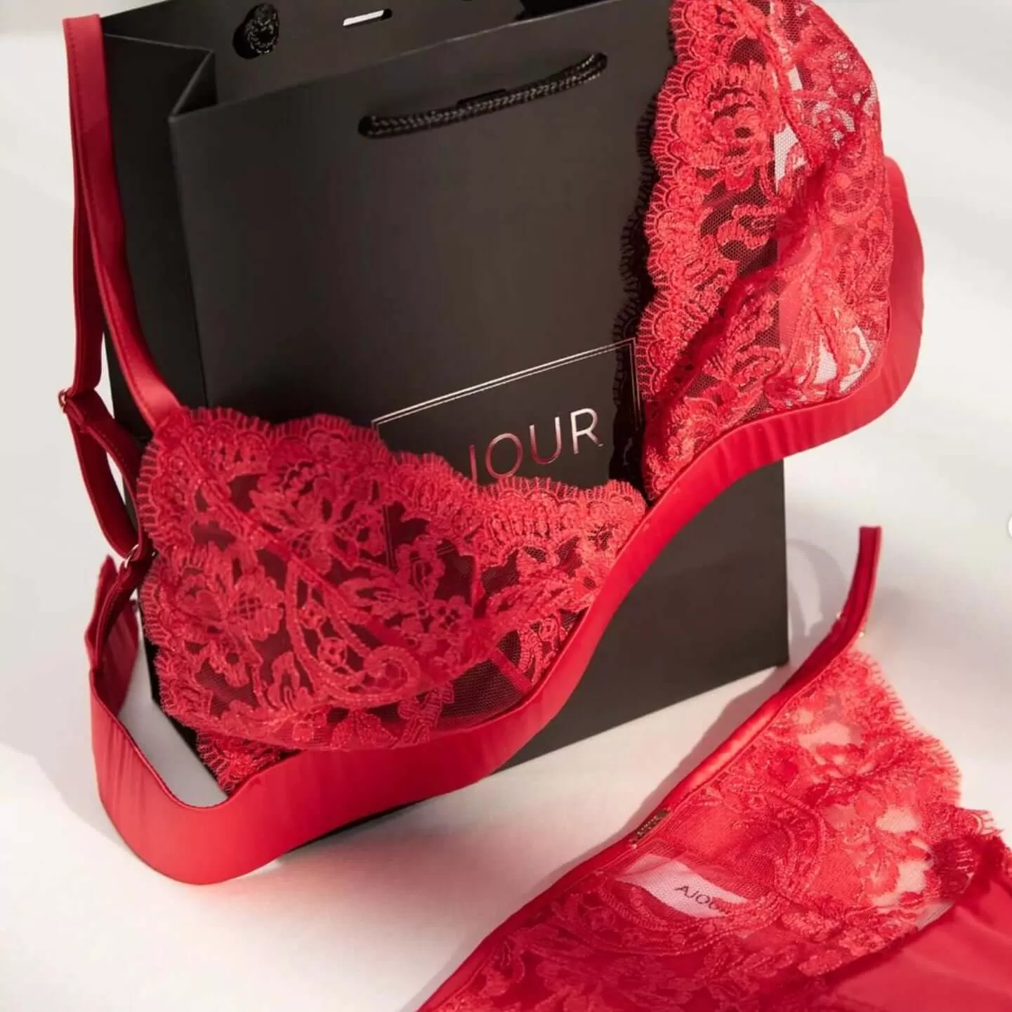 Ajour Gelato Lace Bralette in Red BM4