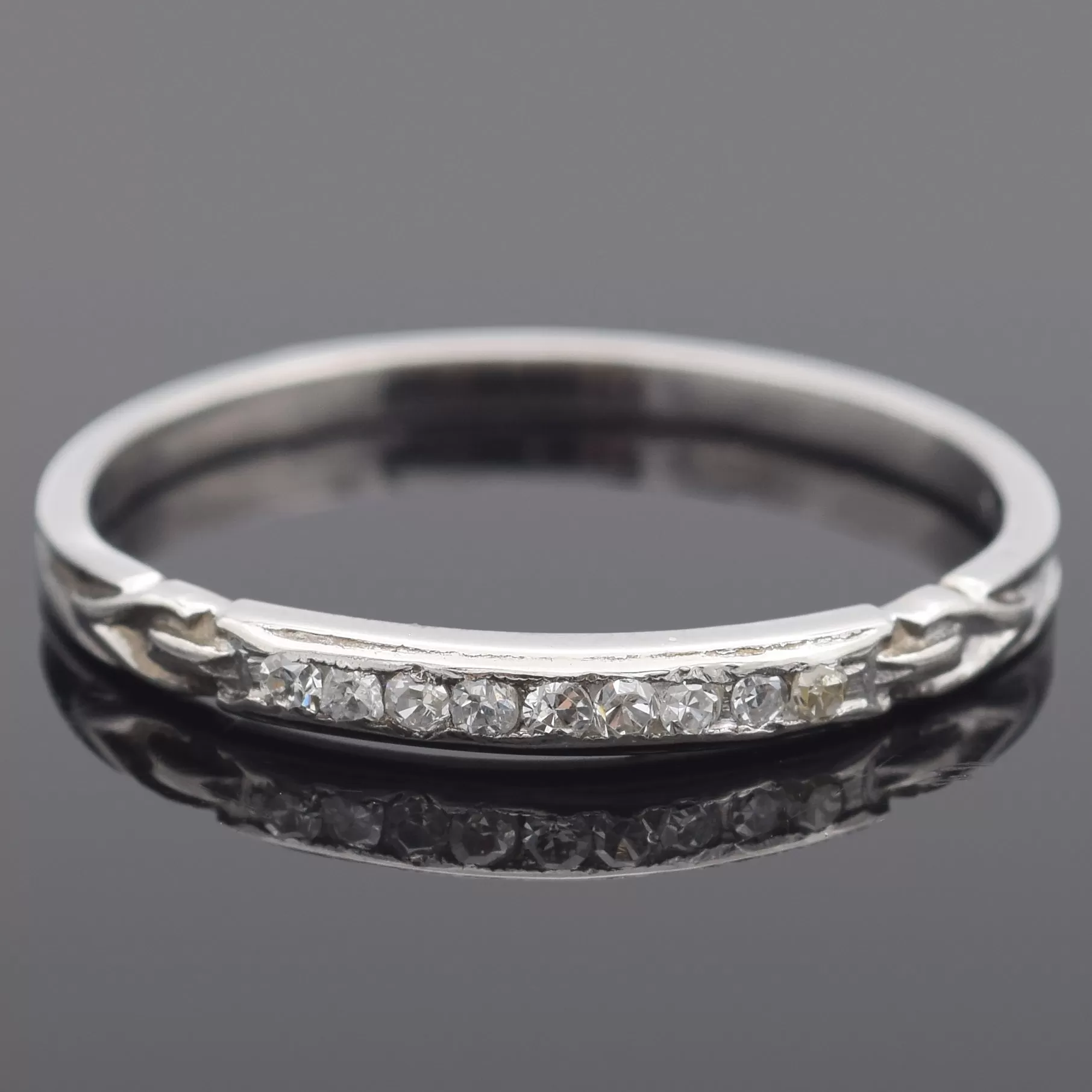 Antique Art Deco Platinum Diamond Band Ring Size 5