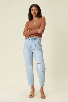 Distressed Slouchy Jeans