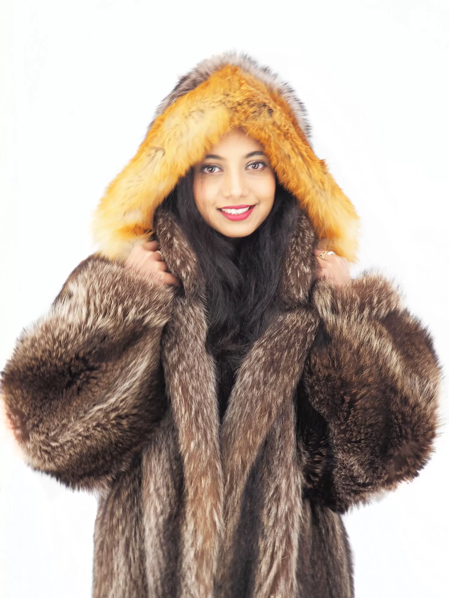 Raccoon Fur Coat Coats Detachable Hood with Red Fox Trim M/L 49 Long