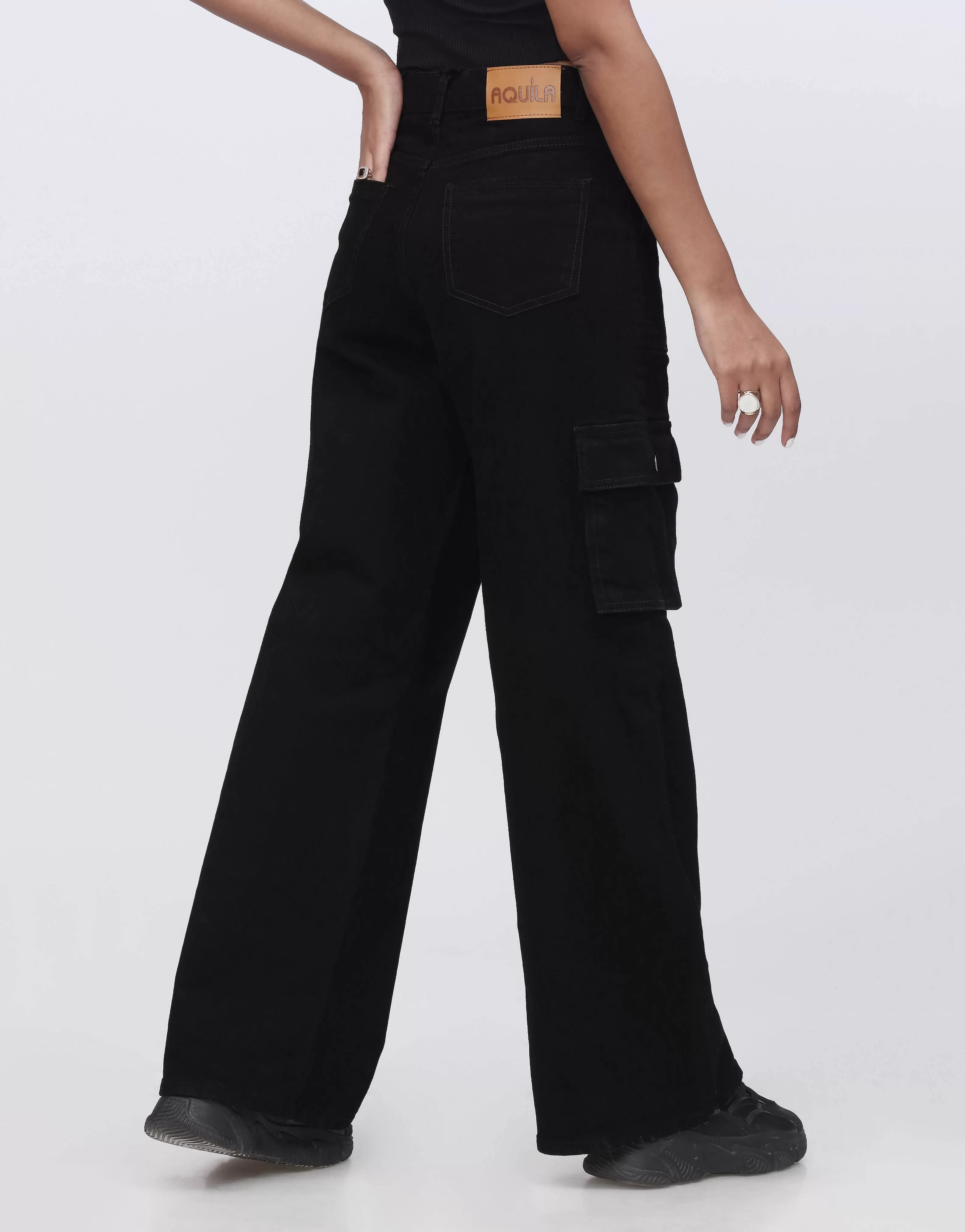 Wide Leg Flap Pocket Cargo Jeans Black